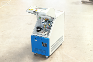 مقارنة: أجهزة التحكم في درجة حرارة الماء مقابل الزيت - أيهما أفضل؟